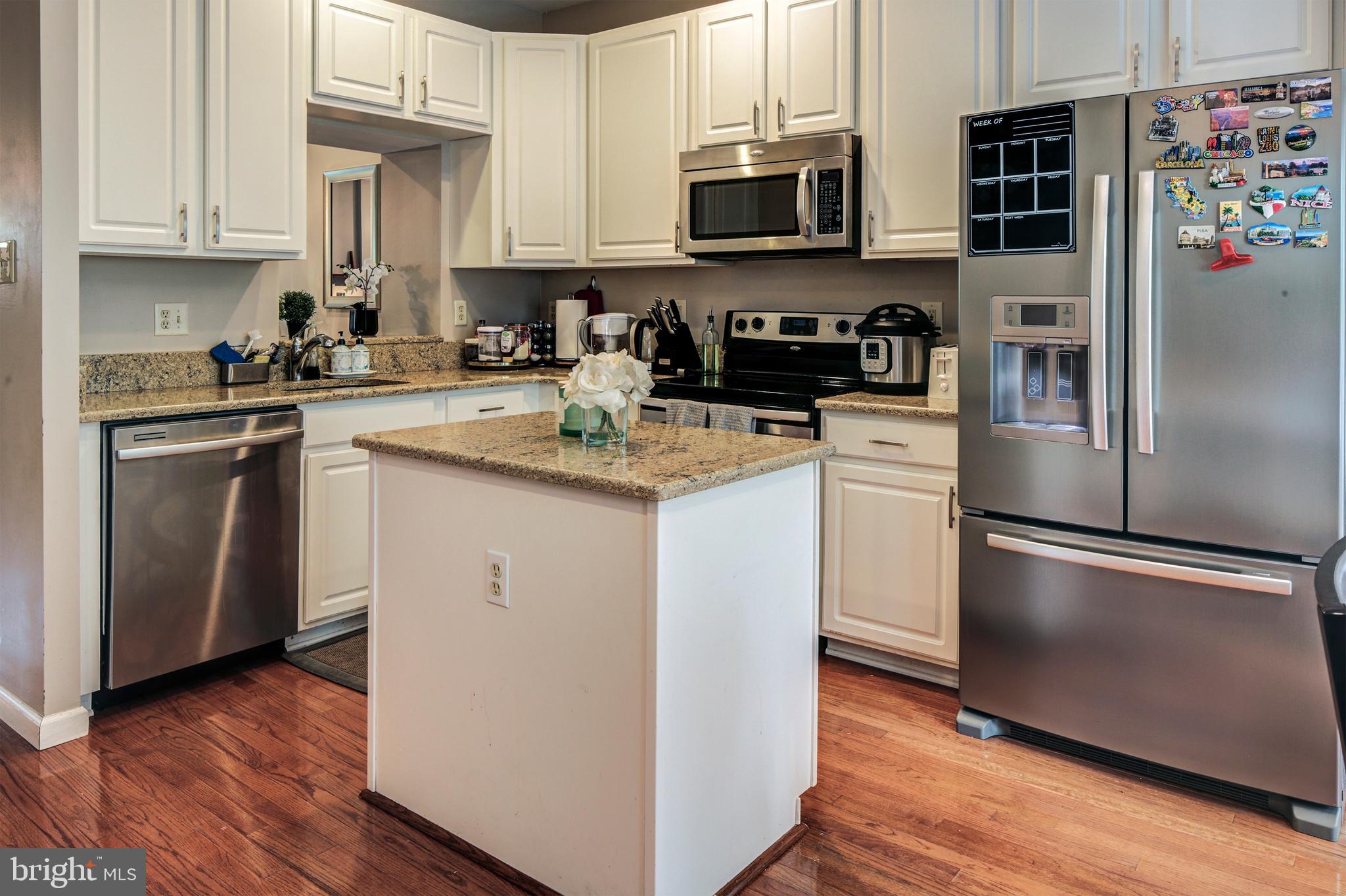 6351 Wind Rider Way Columbia, MD 21045 - Photo 8 of 27 Fully Appointed Kitchen