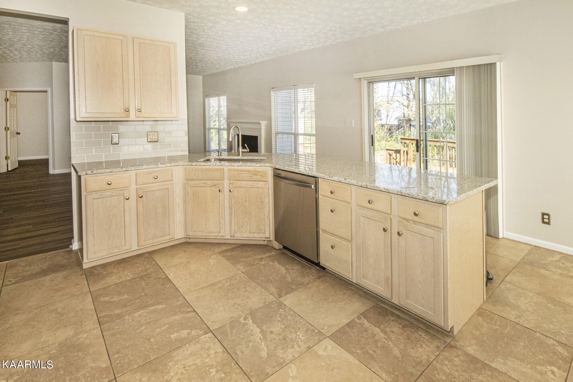 1130 Vale View Road Knoxville, TN 37922 - Photo 17 of 37 Gallery Image 17