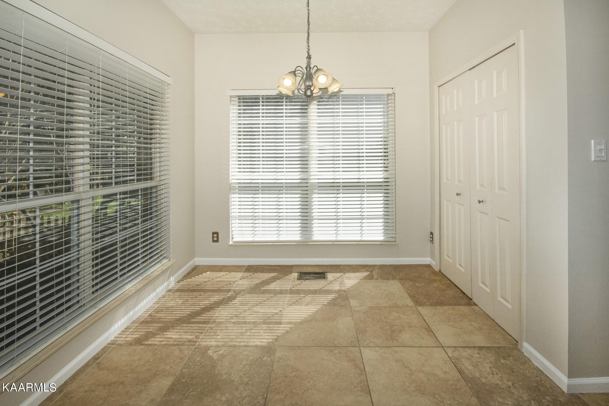 1130 Vale View Road Knoxville, TN 37922 - Photo 20 of 37 Gallery Image 20