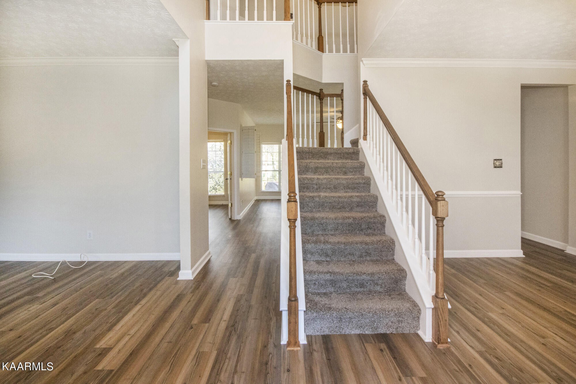 1130 Vale View Road Knoxville, TN 37922 - Photo 4 of 37 Gallery Image 4