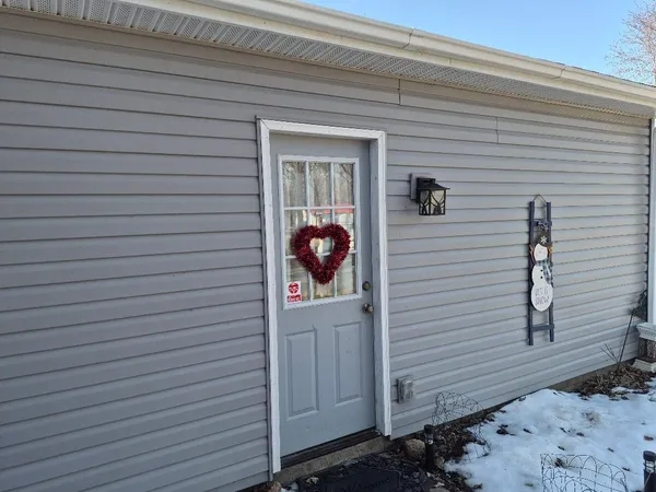 $149,900 | 18 Falling Creek Drive, Unit 18, Janesville, WI 53548