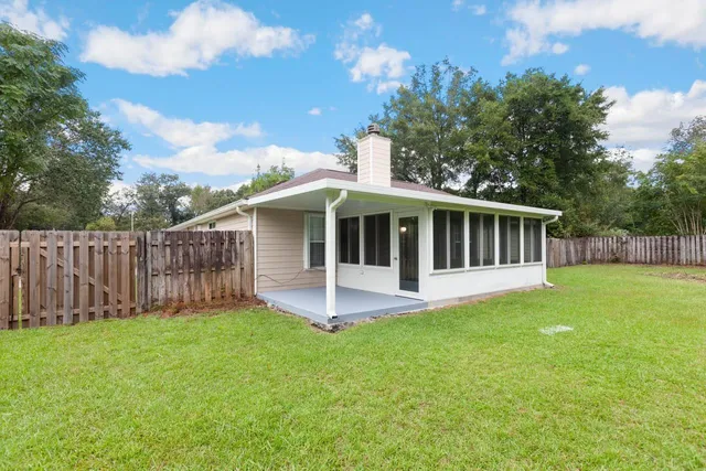 $2,450 | 121 Duncan Drive, Crawfordville, FL 32327