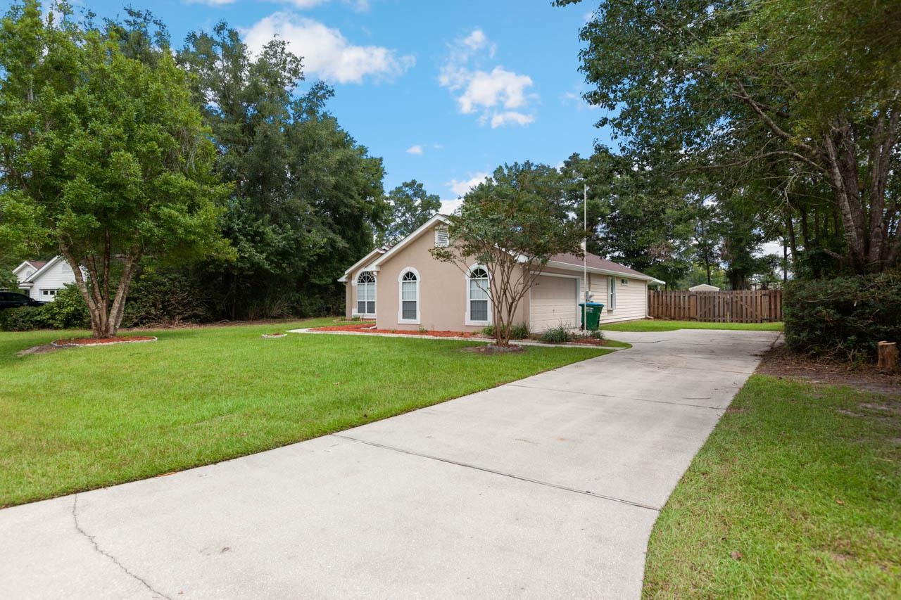 121 R Duncan Drive Crawfordville, FL 32327 - Photo 4 of 46
