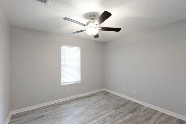 $2,450 | 121 Duncan Drive, Crawfordville, FL 32327