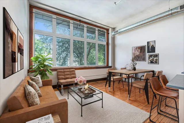 $219,900 | 600 Broadway Avenue Northwest, Unit 206, Grand Rapids, MI 49504