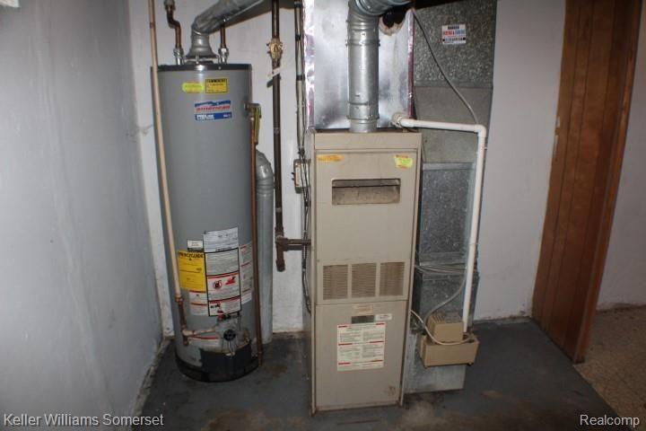 8257 Stephens Center Line, MI 48015 - Photo 32 of 32 Gallery Image 32
