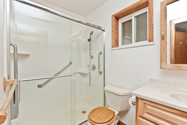 3464 G Road Clifton, CO 81520 - Photo 25 of 42 a bathroom with a sink a toilet and shower