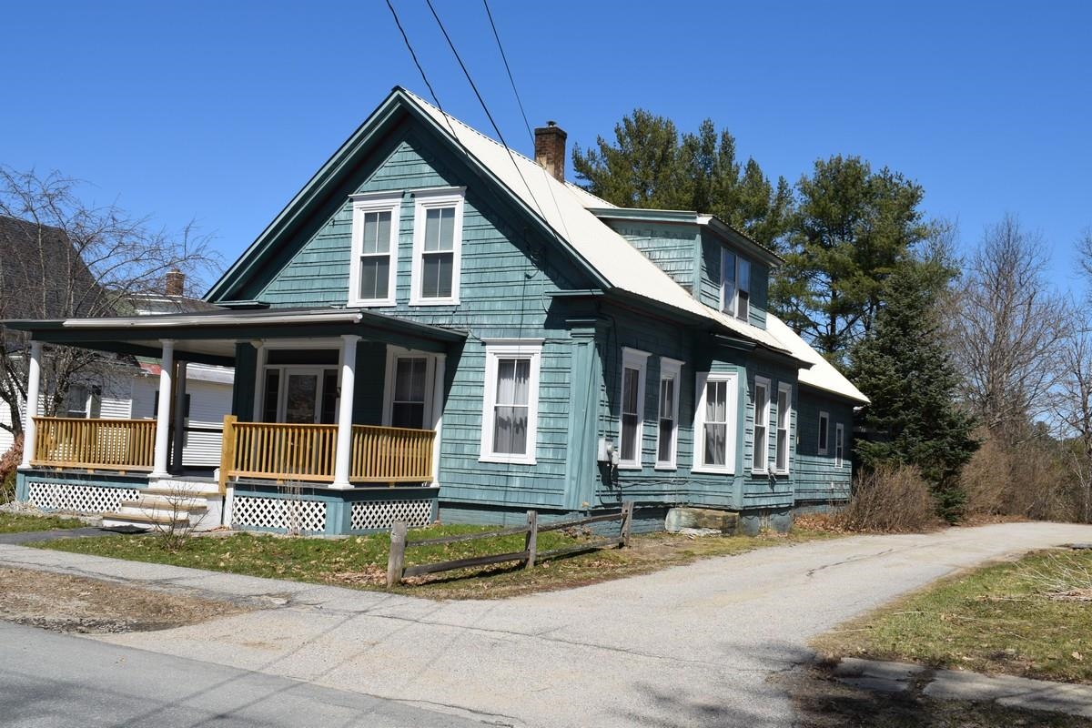 20 Pleasant Street Lancaster, NH 03584 - Photo 3 of 40 Gallery Image 3