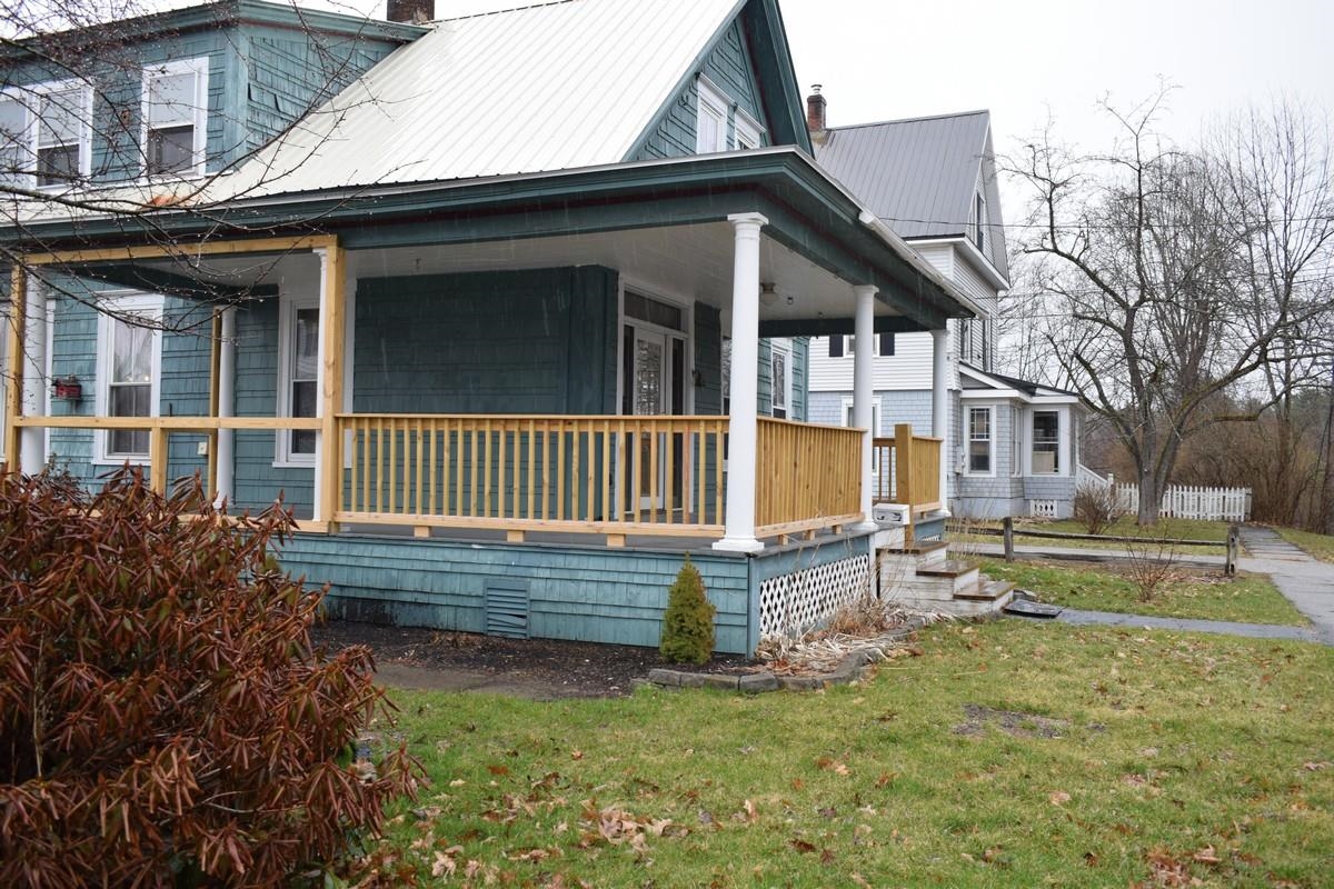 20 Pleasant Street Lancaster, NH 03584 - Photo 5 of 40 Gallery Image 5