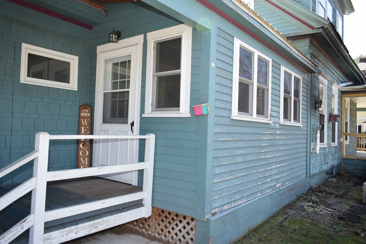 20 Pleasant Street Lancaster, NH 03584 - Photo 6 of 40 Gallery Image 6