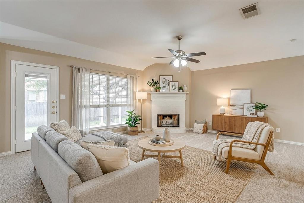 177 Aspen Loop Aledo, TX 76008 - Photo 14 of 40 Virtually Staged