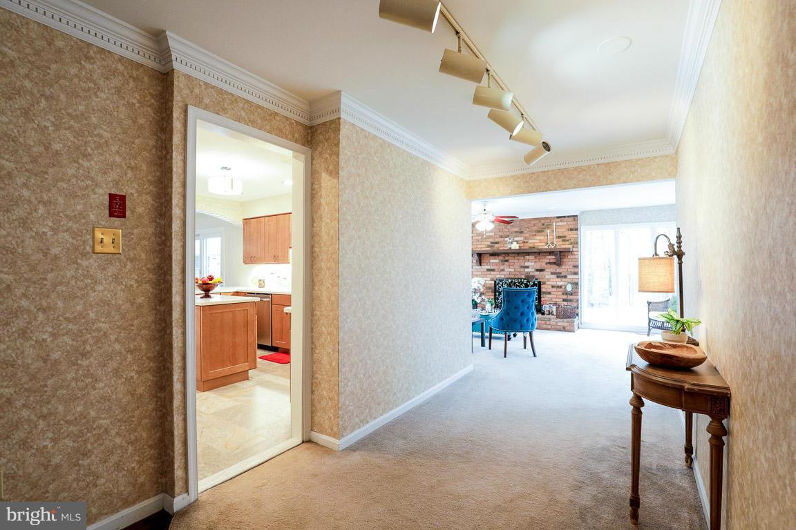 7366 Clifton Road Clifton, VA 20124 - Photo 12 of 30 Interior (General)