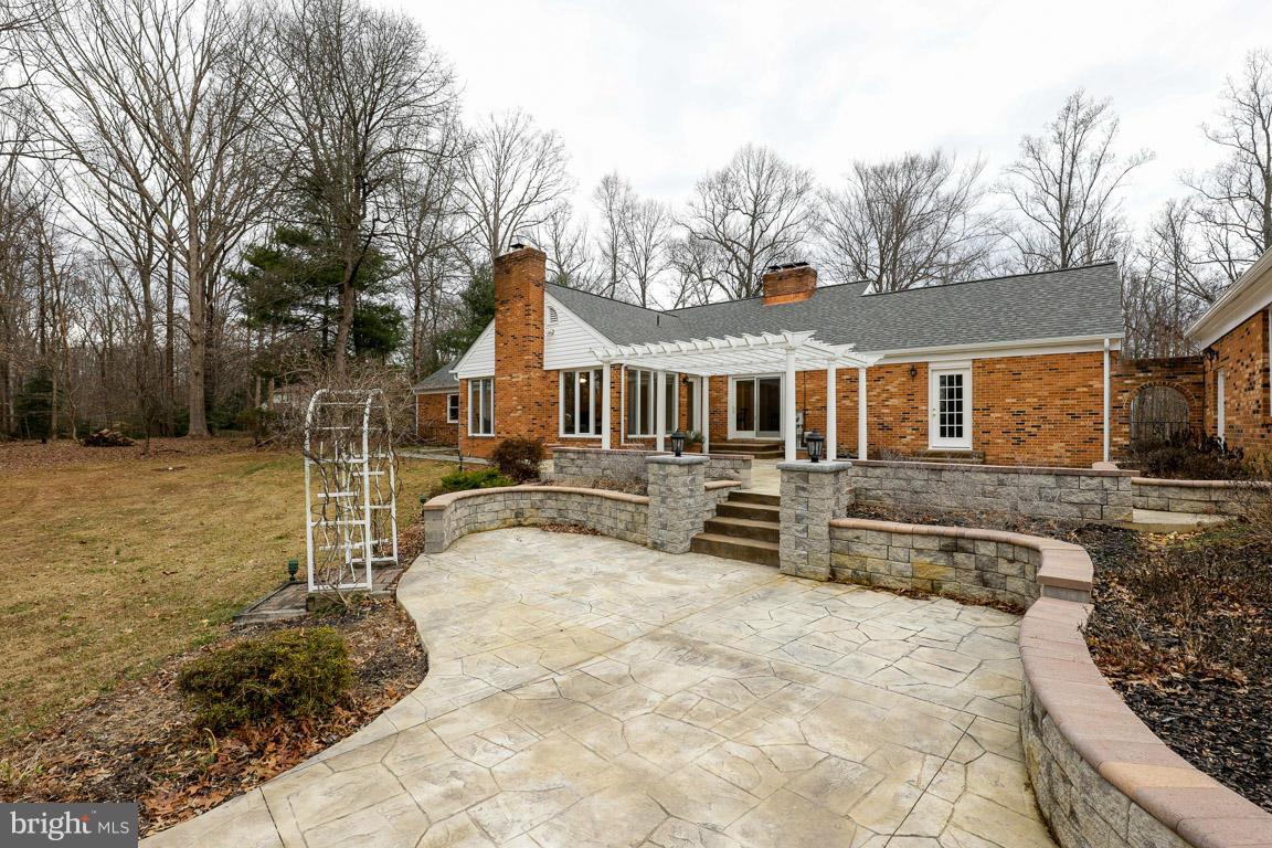 7366 Clifton Road Clifton, VA 20124 - Photo 26 of 30 Exterior (Rear)