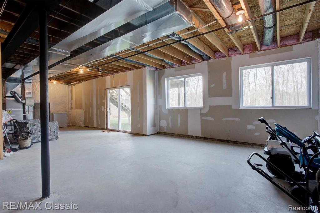 27123 Victoria Road Novi, MI 48374 - Photo 66 of 80
