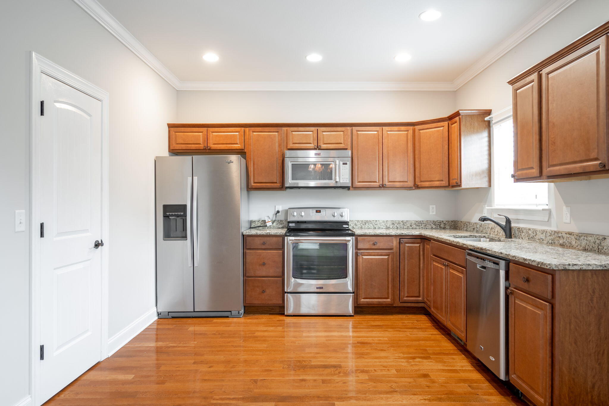 140 Fieldstone Cmns Rock Spring, GA 30739 - Photo 4 of 26 Kitchen