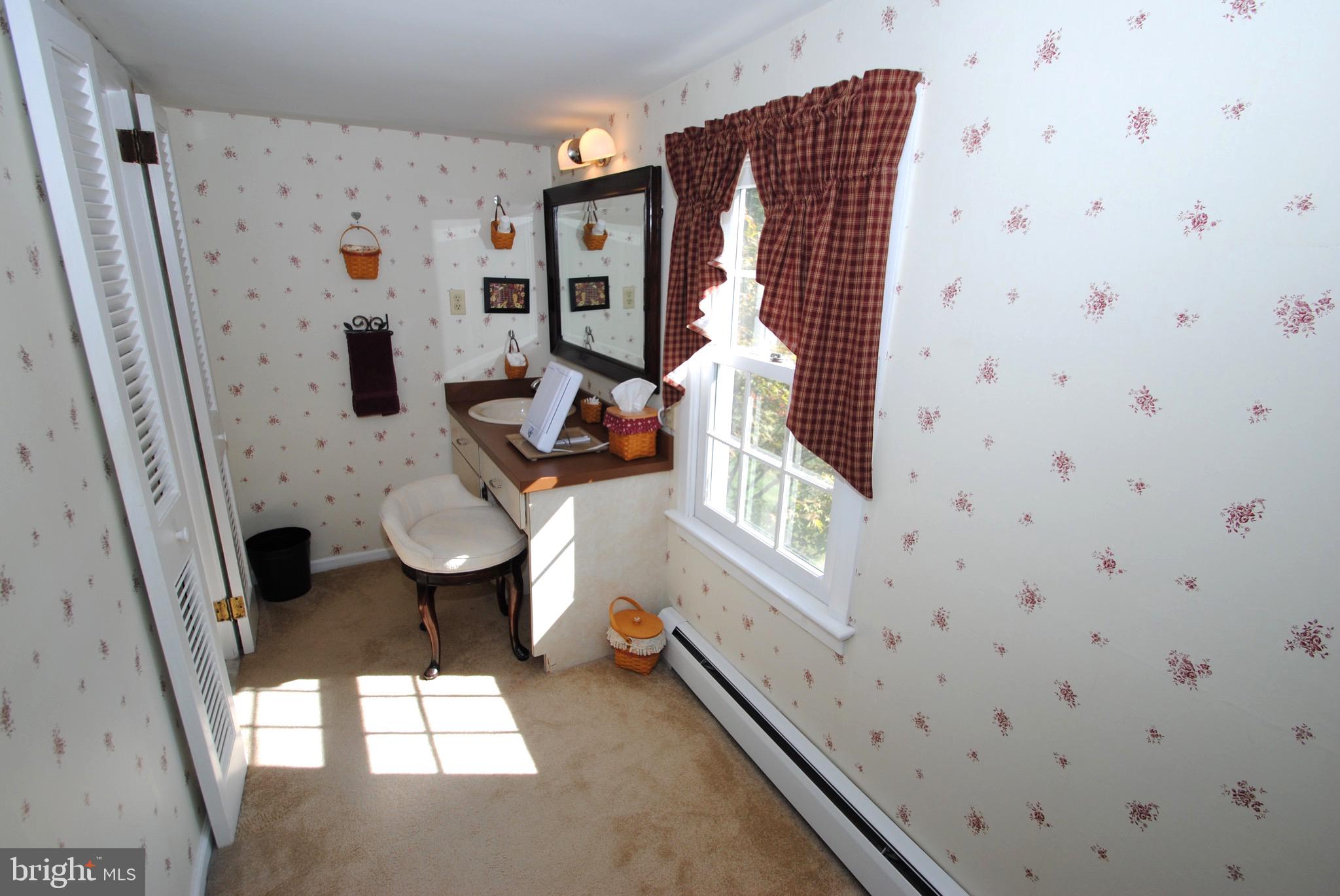 926 Woodlane Road Beverly, NJ 08010 - Photo 30 of 63 Main Bath