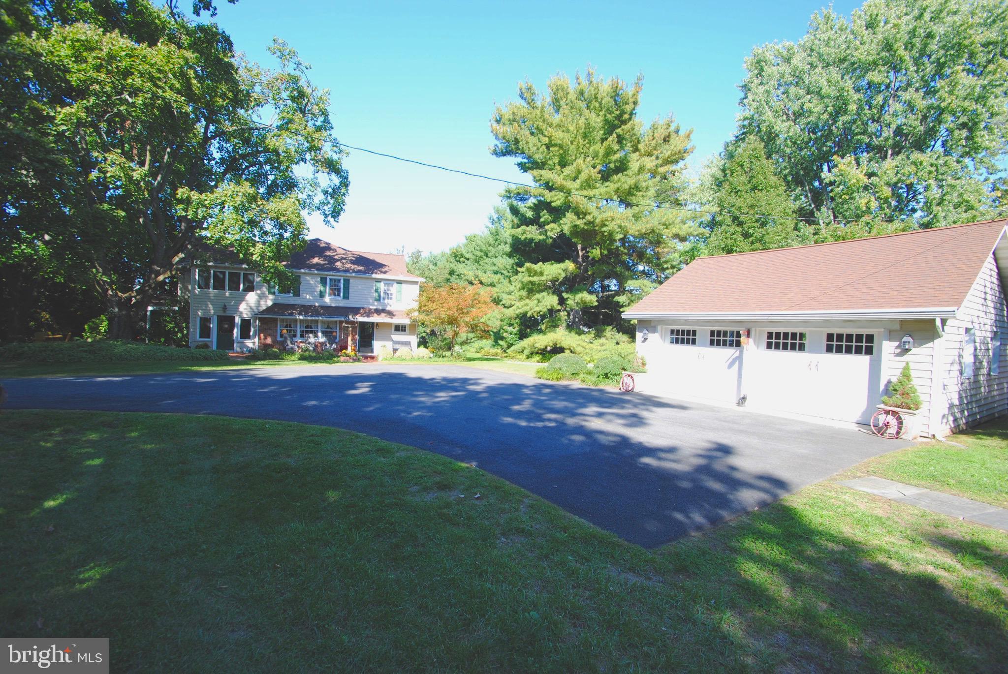 926 Woodlane Road Beverly, NJ 08010 - Photo 5 of 63 Gallery Image 5