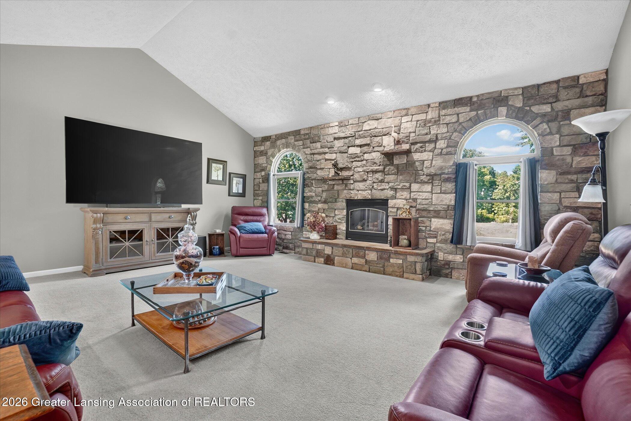 325 Priest Road Owosso, MI 48867 - Photo 7 of 86