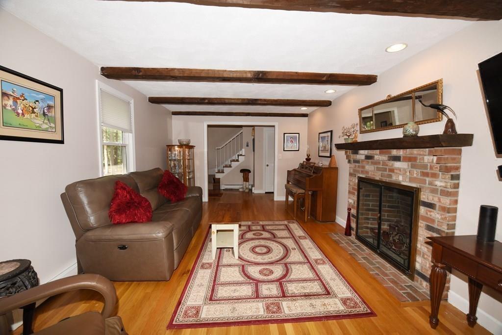 201 Bolas Road Duxbury, MA 02332 - Photo 4 of 30 Gallery Image 4