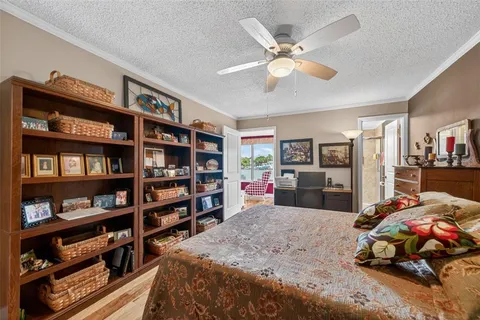$269,000 | 5935 30th Avenue South, Unit 101, Gulfport, FL 33707