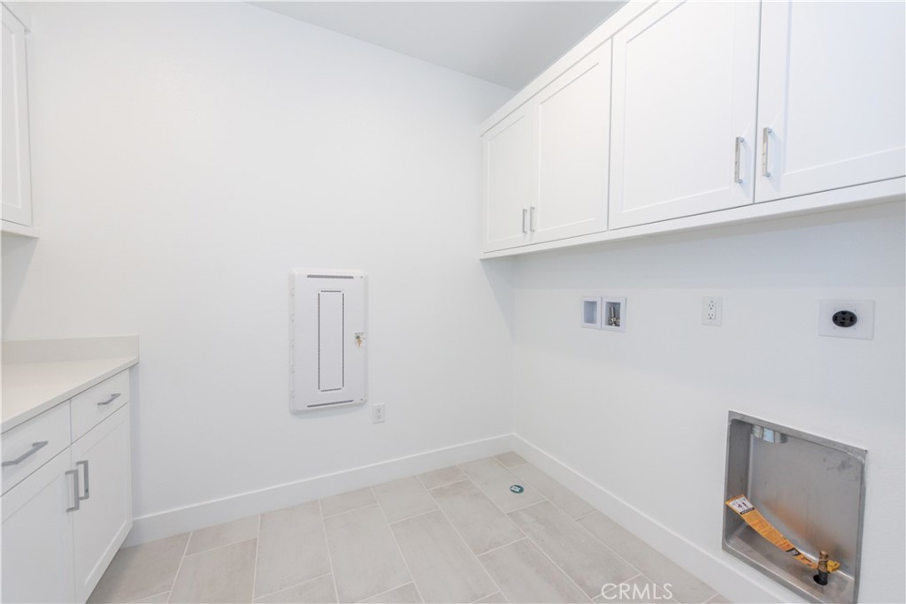 136 Seep Irvine, CA 92618 - Photo 25 of 32