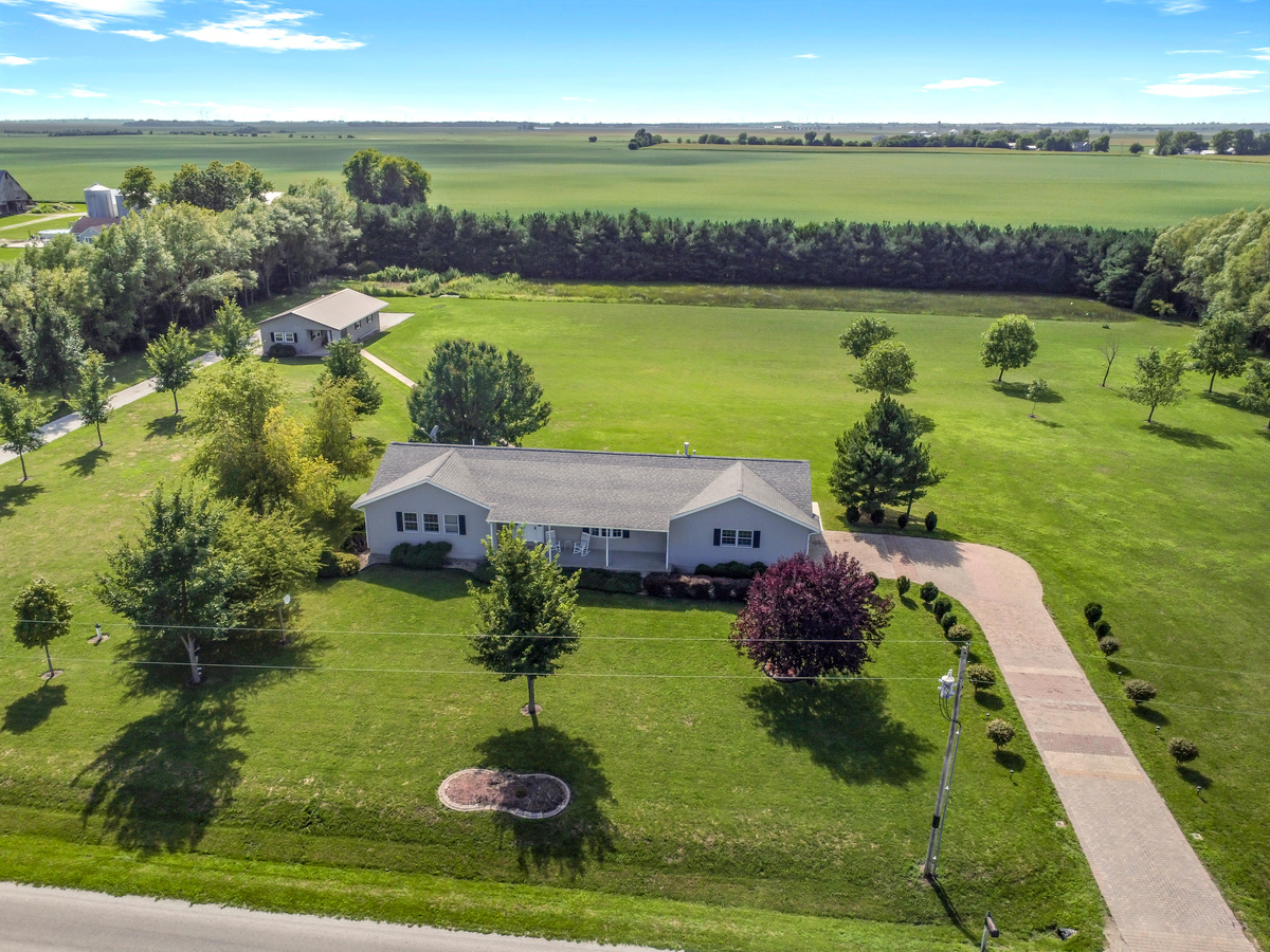 87 North 370E Road Foosland, IL 61845 - Photo 1 of 49 Gallery Image 1