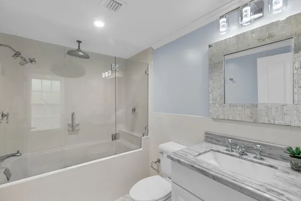 $10,000 | 717 Southard Street, Key West, FL 33040