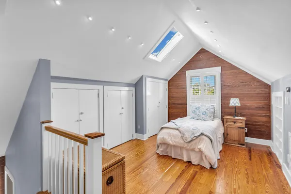 $10,000 | 717 Southard Street, Key West, FL 33040