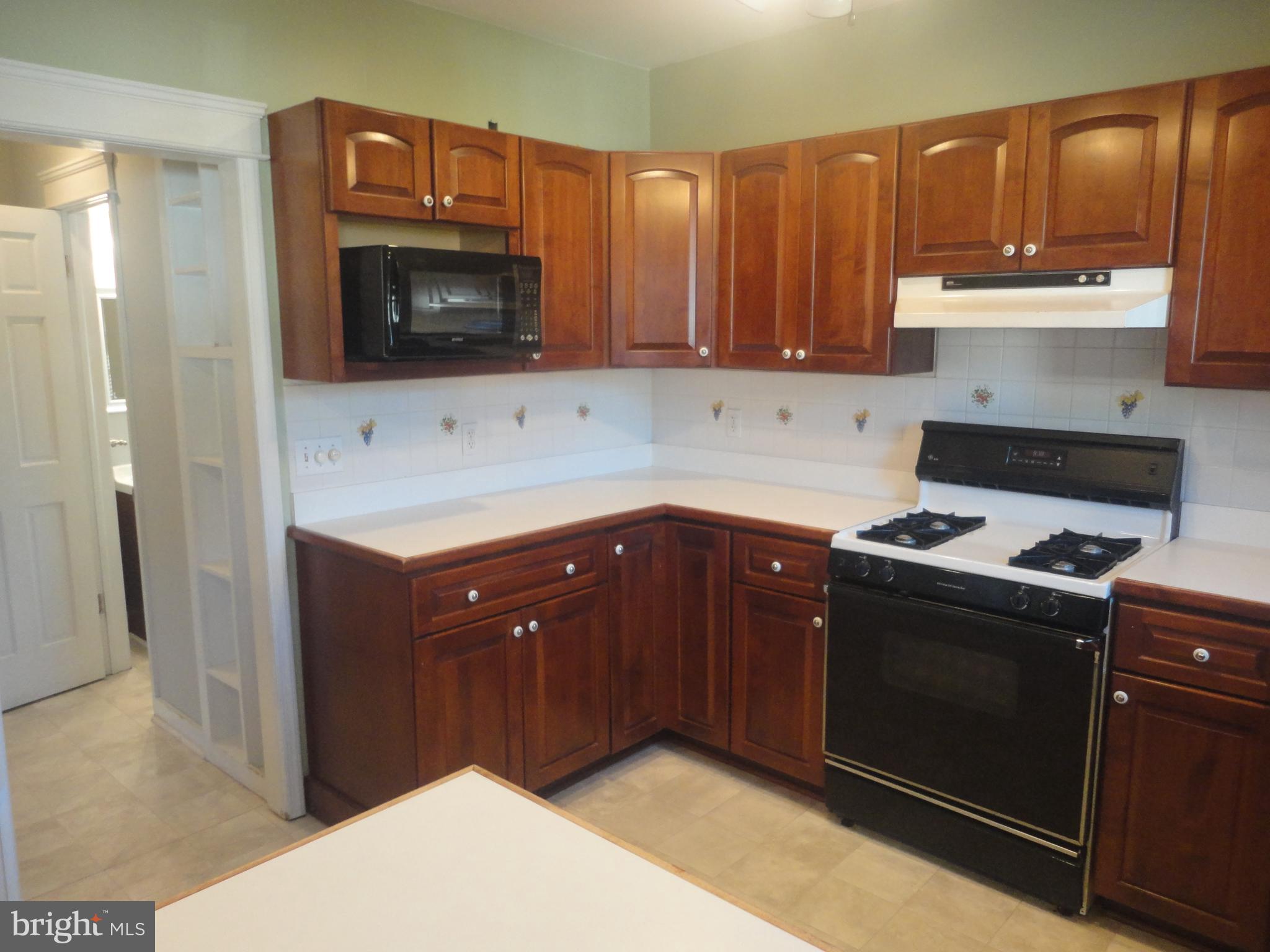 90 Saxer Avenue Springfield, PA 19064 - Photo 11 of 33 Gallery Image 11