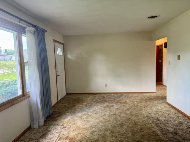 2613 North 11th Street Clinton, IA 52732 - Photo 8 of 32