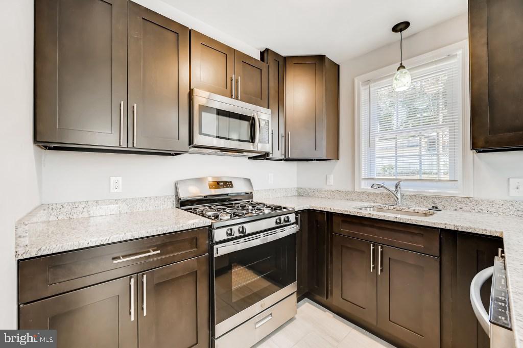821 Templecliff Road Baltimore, MD 21208 - Photo 4 of 30 Kitchen