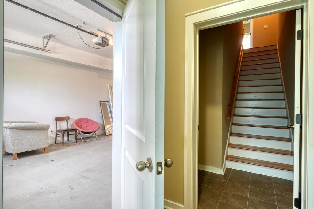 1401 Lakeside Road Hiawassee, GA 30546 - Photo 32 of 46 a view of a room that has a rug