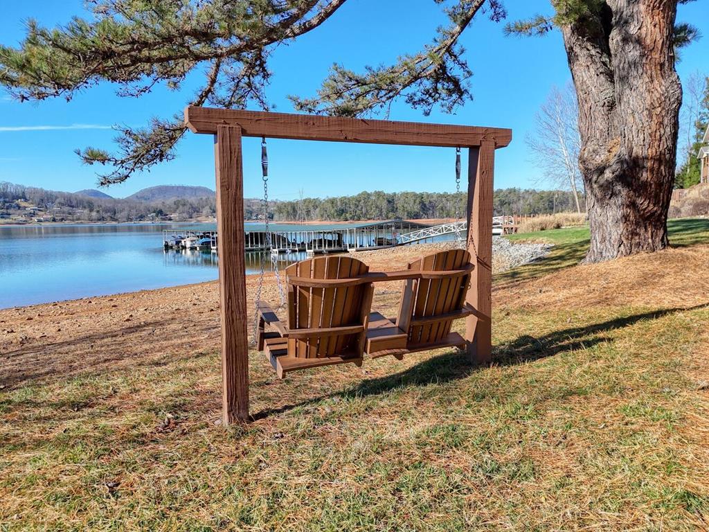 1401 Lakeside Road Hiawassee, GA 30546 - Photo 36 of 46 a balcony with water view