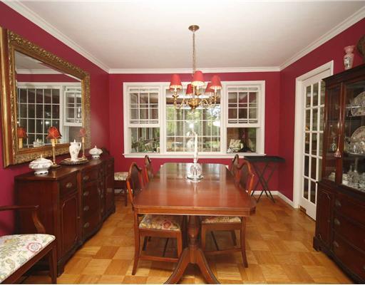 6 Middlesex Road Darien, CT 06820 - Photo 3 of 18 a dining room with a table and chairs
