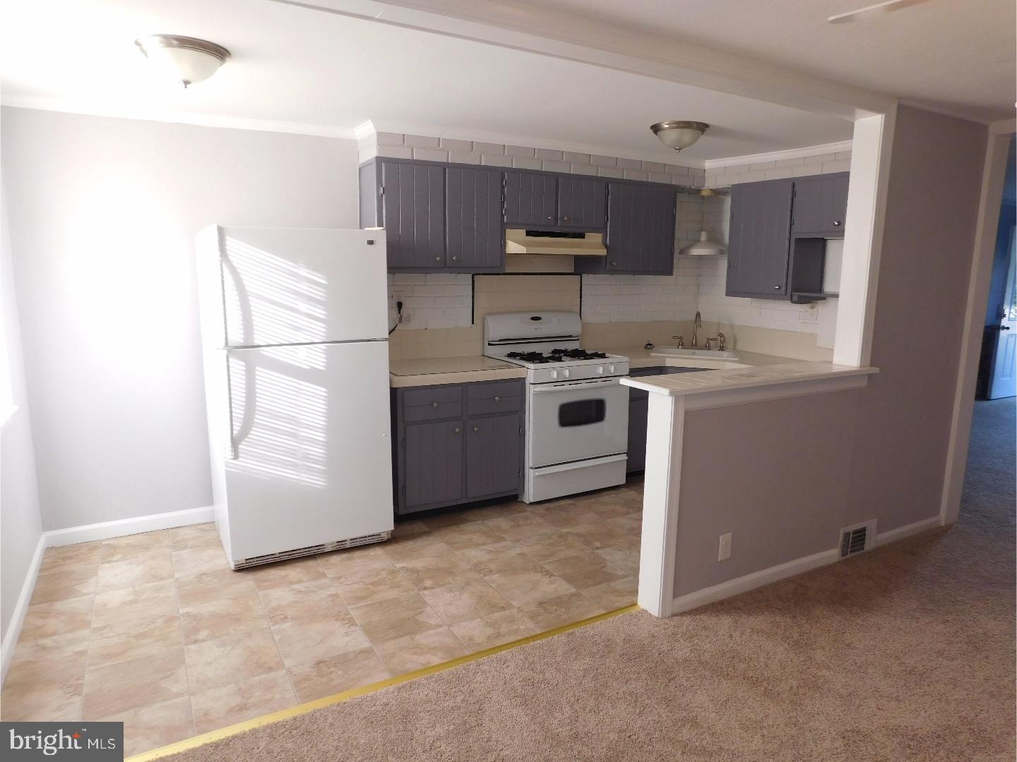 360 Rively Avenue Darby, PA 19023 - Photo 4 of 9 Gallery Image 4
