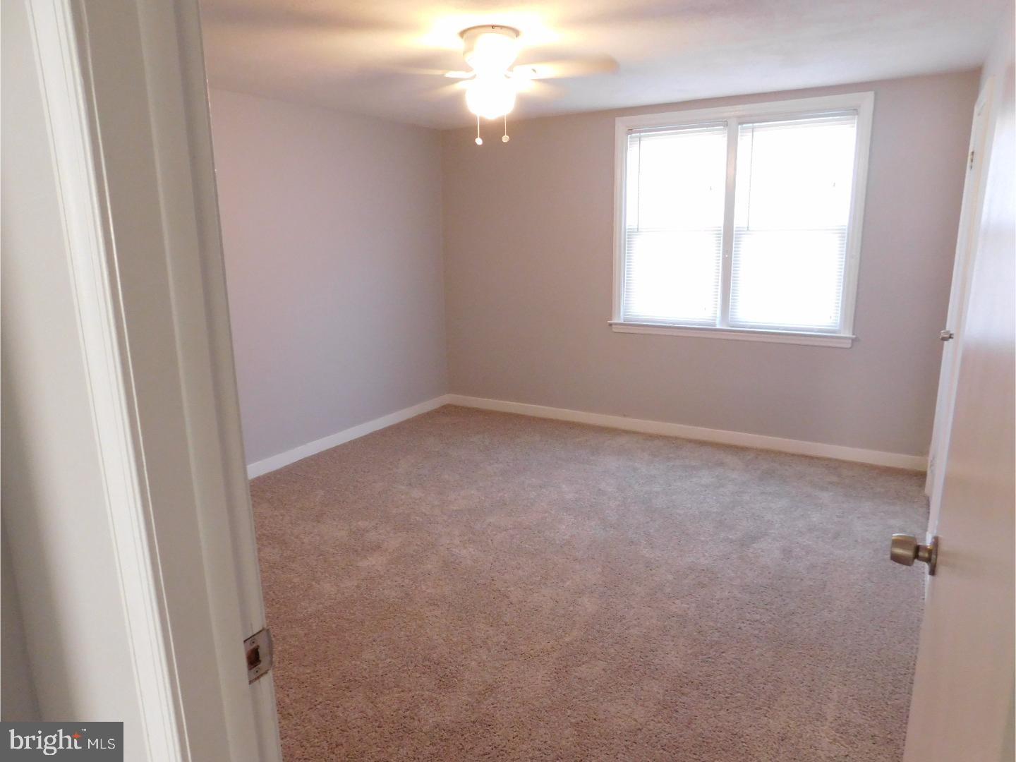 360 Rively Avenue Darby, PA 19023 - Photo 5 of 9 Gallery Image 5