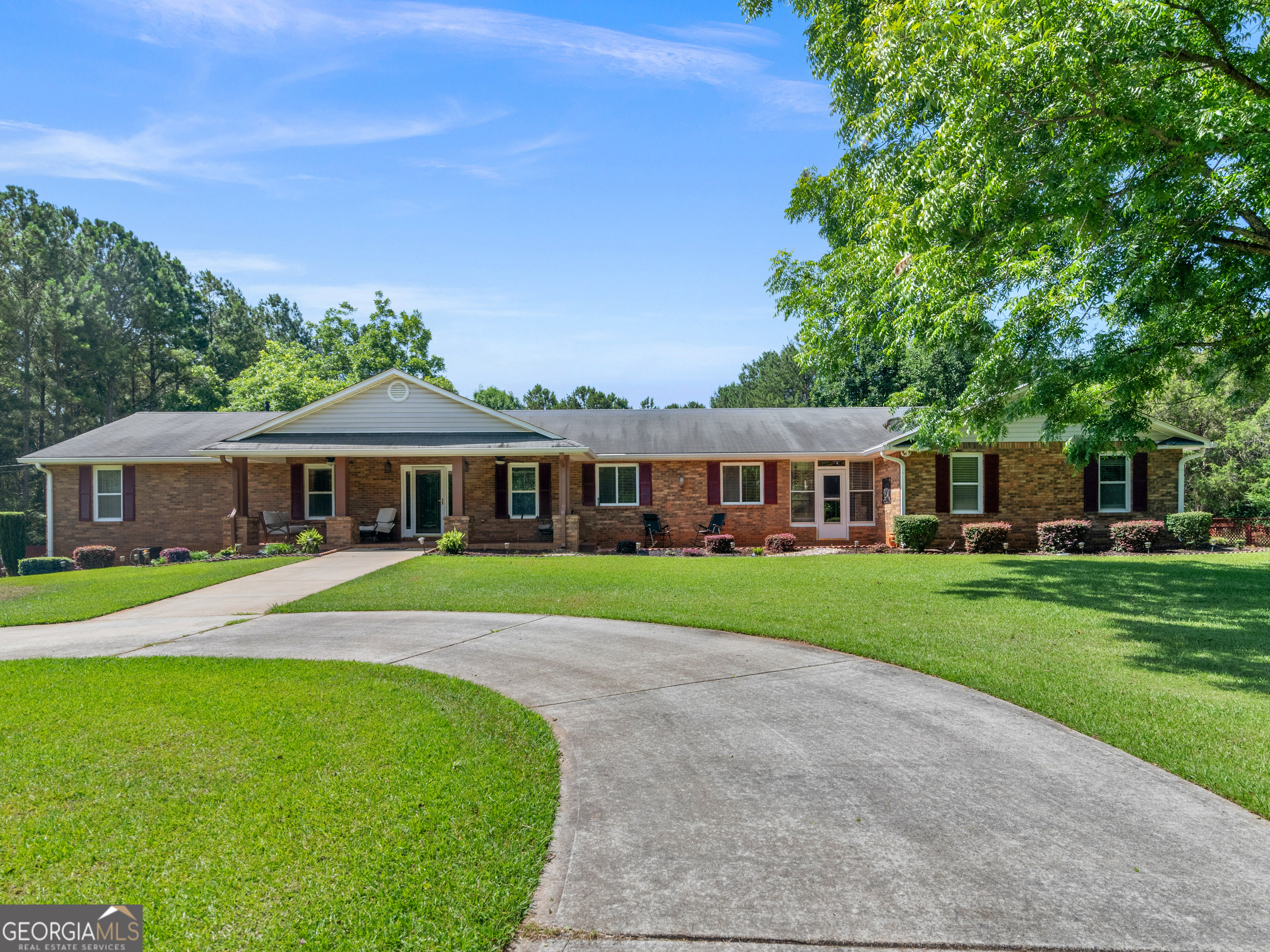 525 Levi Barnes Road Jackson, GA 30233 - Photo 1 of 40