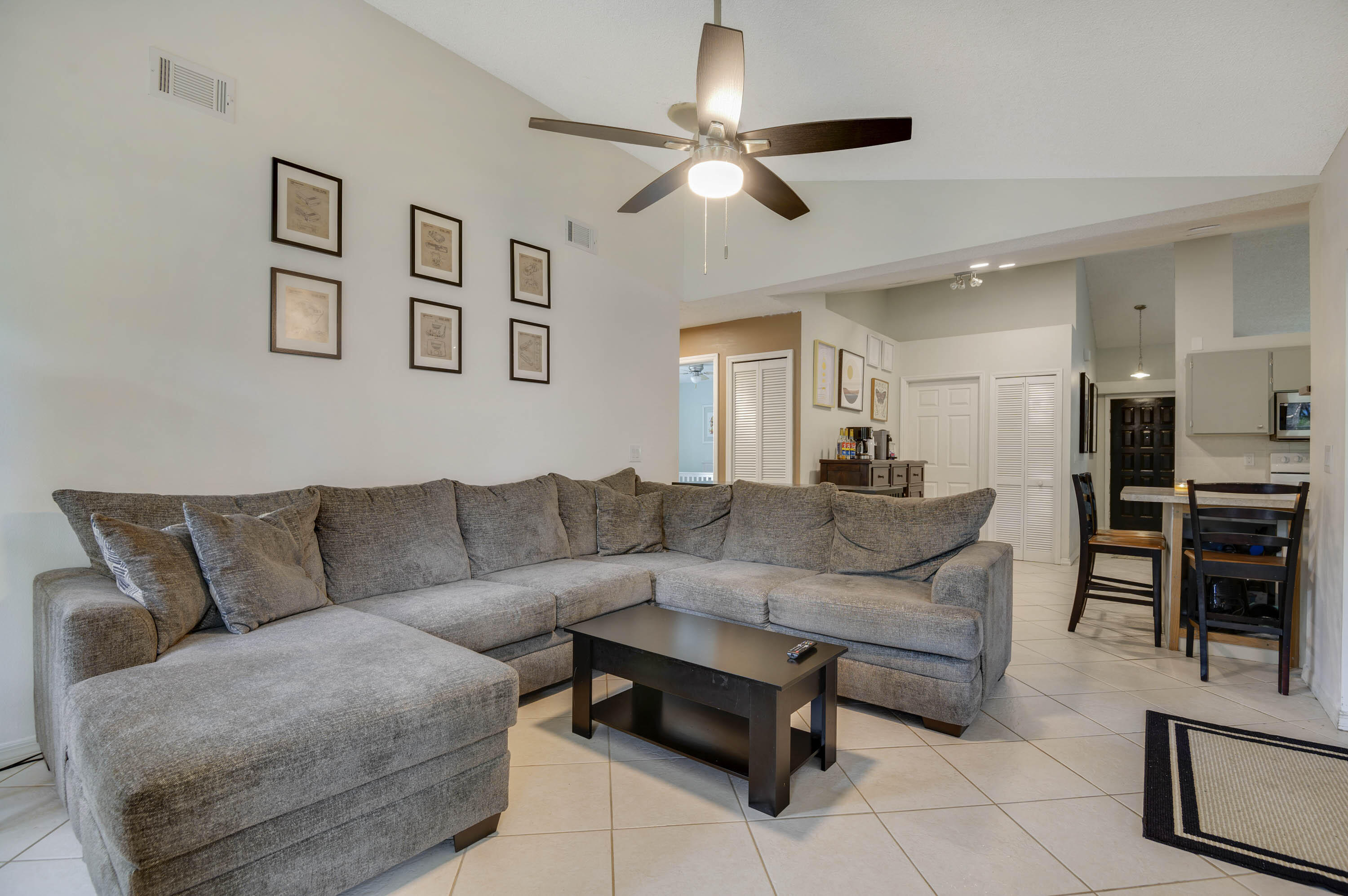 425 Abello Road Southeast Palm Bay, FL 32909 - Photo 14 of 44 425-abello-rd-se---palm-bay--fl-32909---