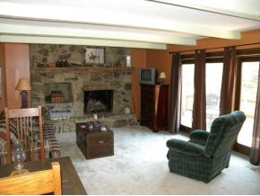 2935 North Ramble Road West Bloomington, IN 47408 - Photo 9 of 18 Gallery Image 9