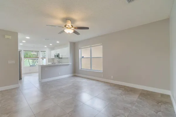 $3,300 | 6276 Grand Cypress Circle, Lake Worth, FL 33463