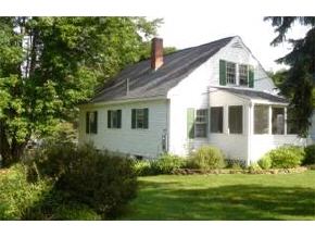 7 Howe Street Rochester, NH 03867 - Photo 3 of 5