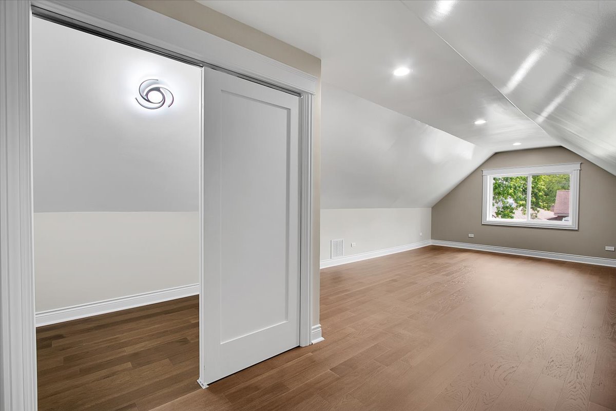 1244 West 96th Street Chicago, IL 60643 - Photo 4 of 38