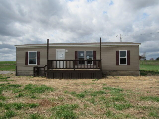 1011 Ed Padgett Road Waynesburg, KY 40489 - Photo 1 of 28 IMG_1710