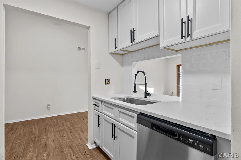 6808 Cottage Grove Lane, Unit I St. Louis, MO 63129 - Photo 16 of 33