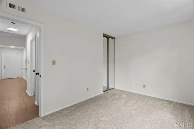 $155,000 | 6808 Cottage Grove Lane, Unit I, St. Louis, MO 63129