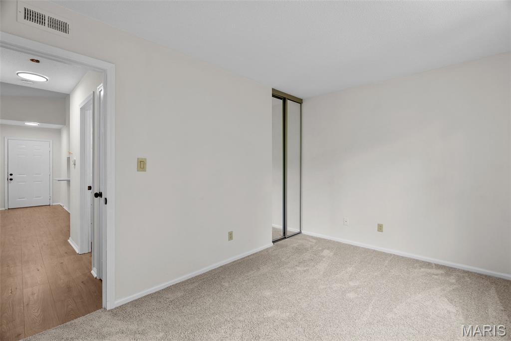 6808 Cottage Grove Lane, Unit I St. Louis, MO 63129 - Photo 28 of 33