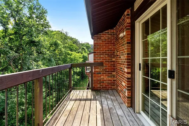 $155,000 | 6808 Cottage Grove Lane, Unit I, St. Louis, MO 63129