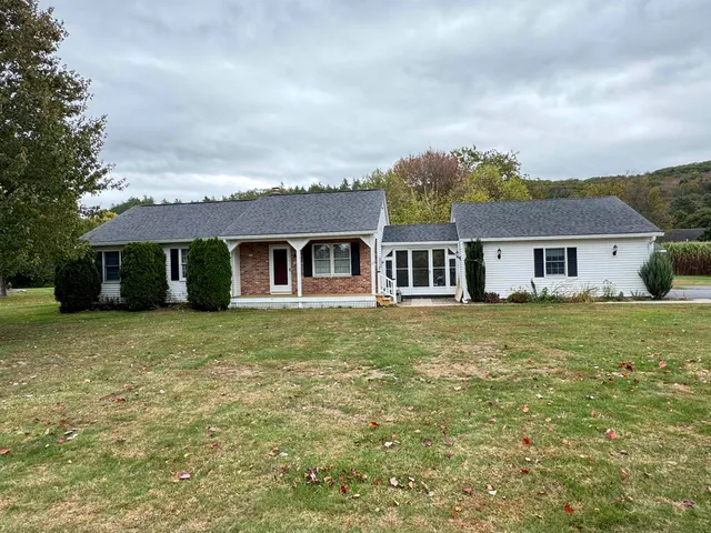 $435,000 | 33 Dearborn Circle, Walpole, NH 03608
