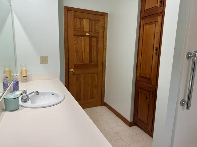 $435,000 | 33 Dearborn Circle, Walpole, NH 03608