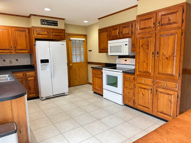 $435,000 | 33 Dearborn Circle, Walpole, NH 03608